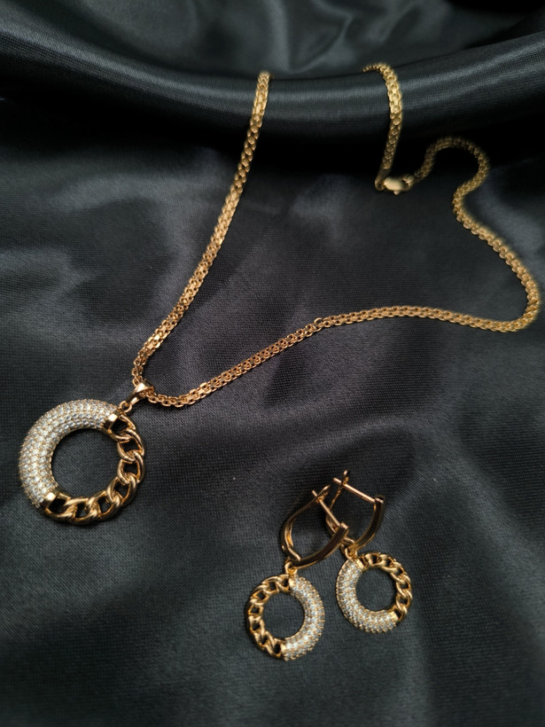 نیم ست کارتیه