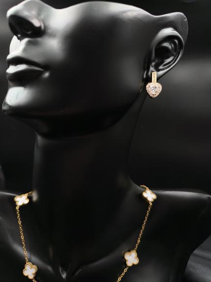 گوشواره مینیمال قلبی برند ژوپینگ